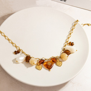 Collar de Moda con Cuentas, Aleación de Zinc, Corazón de Resina, Ovalado, Cadena para Clavícula, XL31933 - Product Image 1