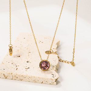 Collar de cristal para mujer con engaste redondo, colgante colorido para uso diario, cadena dorada, 12 colores disponibles - Product Image 4