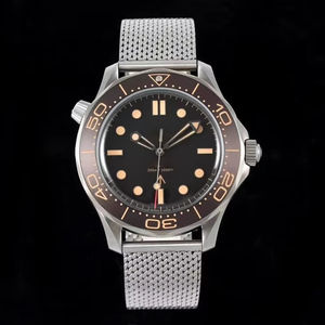 Reloj Mecánico para Hombre, Colección 2026, <span class=keywords><strong>James</strong></span> Bond <span class=keywords><strong>007</strong></span>, Sin Tiempo para Morir, Speed Master 210.90.42.20.01.001 - Product Image 1