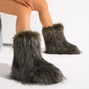 Bottes <span class=keywords><strong>de</strong></span> <span class=keywords><strong>neige</strong></span> courtes en peluche style européen-américain pour <span class=keywords><strong>femme</strong></span>, antidérapantes, fourrées, durables, imitation fourrure <span class=keywords><strong>de</strong></span> raton laveur, chaudes, pour fille, style Y2K, grandes tailles - Product Image 2