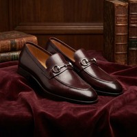 Mocassins pour hommes de créateur en cuir pleine fleur marron avec boucle argentée – Chaussures de ville