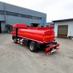 Camion-citerne à huile inflammable HOWO TX Sinotruck 4x2 6 roues 10000L/2500 gallons à vendre - Product Image 3