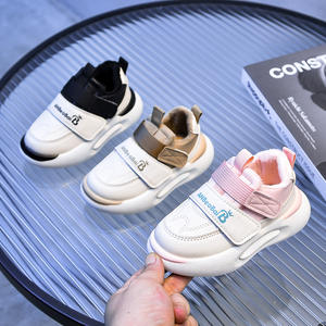 รองเท้ากีฬาลำลองกำมะหยี่สำหรับเด็ก, ฤดูใบไม้ร่วงฤดูหนาว2025มีพื้นผิวเป็นหนังรองเท้าสองชั้นดีไซน์ของเด็กผู้หญิงใหม่ - Product Image 4