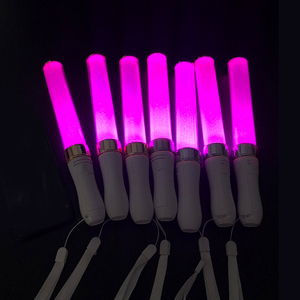 Bâton lumineux Led sans fil pour <span class=keywords><strong>Concert</strong></span>, contrôlable par téléphone, nouveauté <span class=keywords><strong>2023</strong></span> - Product Image 5