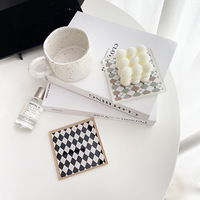Sous-verre en acrylique personnalisé motif Argyle, tapis de tasse carré géométrique, élégant pour la maison, le bureau, le café, la décoration de table et les cadeaux
