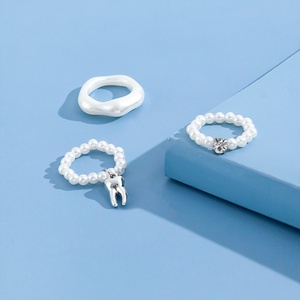 Lot de 3 bagues vintage en perles pour femmes, perles bohèmes, zircon brillant, pendentif en métal, bijoux tendance originaux, cadeaux - Product Image 4