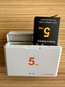 Étui de charge portable en plastique et métal de haute qualité pour <span class=keywords><strong>Action</strong></span> 3/4/5 Pro 3 Batterie 3 emplacements pour batteries Indicateur lumineux <span class=keywords><strong>LED</strong></span> USB - Product Image 4