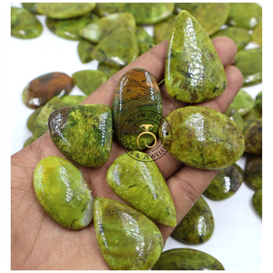 Nouveau lot en gros de cabochons en opale verte en forme de cœur, disponible à prix très avantageux, pour la fabrication de bijoux, opale verte en vrac. - Product Image 1