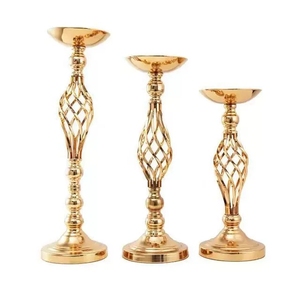 Vaso de Metal Torcido com Revestimento Dourado para Decoração de Mesa de Casamento, Suporte para Velas, Jantar Romântico Rústico - Product Image 2