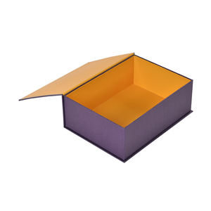 Cajas rígidas de cartón púrpura personalizadas Caja de regalo magnética de lujo artesanal de laminación mate - Product Image 6