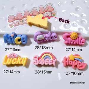 Charm in Resina con Scritte Arcobaleno Cartoon 2025, Accessori Fai-da-Te per Decorazioni - Product Image 2