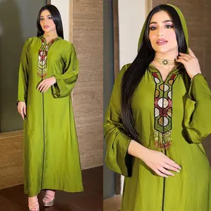 Fashionable Popular New Product Green Middle East Light Luxury Handmade Beaded Dangle Robe Jalabia Muslim Women's Clothing