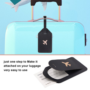 Couverture de passeport mince et étiquette de <span class=keywords><strong>bagage</strong></span> ensemble de cadeau de voyage <span class=keywords><strong>personnalisé</strong></span> RFID PU <span class=keywords><strong>porte</strong></span>-cartes de passeport en cuir - Product Image 5