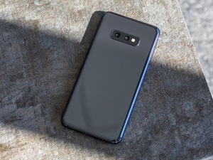 Téléphones mobiles de qualité supérieure, choix intelligent, <span class=keywords><strong>S10e</strong></span> LTE SM-G970U (<span class=keywords><strong>GSM</strong></span> débloqué) 128 Go 6 Go de RAM, smartphone Android à bas prix - Product Image 2