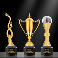 Trophée en métal gravé personnalisé en cristal Récompenses uniques Trophée étoile en métal avec les prix les plus vendus personnalisés