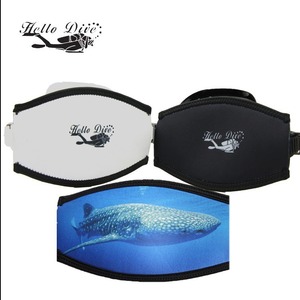Funda Protectora para Máscara de Buceo, Diseño de Tiburón Ballena Blanco y Negro, para Deportes Acuáticos, Ajuste Universal, Material SBR - Product Image 5
