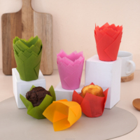 Vente en gros OEM de moules à cupcakes en forme de tulipe, résistants à la chaleur, antiadhésifs, adaptés au four, écologiques, en papier sulfurisé