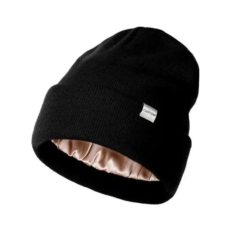 2023 Satin gefütterte Strick mütze Custom Soft Acryl Winter hüte für Frauen Männer Seiden futter Cuffed Beanie Hat