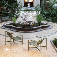 Chaise longue d'extérieur moderne en fer et métal pour villa, terrasse, hôtel, jardin, patio, style panneau de bois combiné