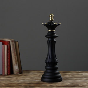 Décorations créatives d'échecs en résine, ornements roi, reine et cavalier pour la maison, le salon, ou comme cadeau - Product Image 3