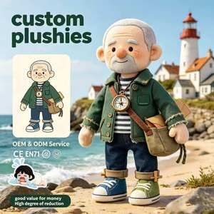 Vente en gros personnalisée de figurines en peluche : Personnage Grand-père de la Côte, Figurine en peluche style coupe-vent vintage - Product Image 1