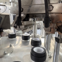 XIAOYING Machine de remplissage de scellage de tasse de gelée d'eau de crème glacée de pouding de yaourt à grande vitesse entièrement automatique