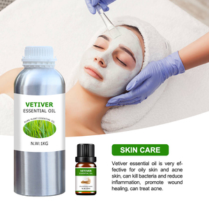 BY Selezione Premium di Olio <span class=keywords><strong>Essenziale</strong></span> di Vetiver, Miscela di Oli Essenziali, Prodotti per Spa, Prodotti per il <span class=keywords><strong>Benessere</strong></span>, Servizio di Etichettatura Privata, MSDS, COA, Esportazione - Product Image 2