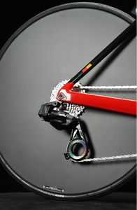 Vélo de triathlon léger en carbone avec passage de câbles entièrement intégré pour la course de triathlon professionnelle - Product Image 6