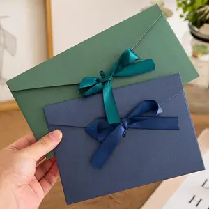 Tamaño personalizado negro cartón invitación de negocios regalo tarjeta de felicitación Tarjeta de embalaje sobre de papel impresión arco regalo sobre pequeño