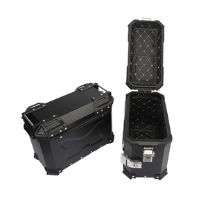 Scatola laterale universale <span class=keywords><strong>moto</strong></span> in alluminio impermeabile anti-collisione bagaglio laterale borsa <span class=keywords><strong>moto</strong></span> <span class=keywords><strong>per</strong></span> kawasaki - Product Image 1