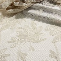 Tissu ajouré en maille brodée avec cordon, dentelle brodée de style français pour robe de villégiature pour femme, maille ajourée brodée