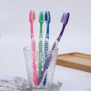 <span class=keywords><strong>Spazzolino</strong></span> da Denti Manuale Morbido Personalizzato per Adulti, Confezione da 12, Manico da Viaggio, Setole Morbide per Sbiancamento Dentale, Tipo <span class=keywords><strong>Oral</strong></span>-<span class=keywords><strong>b</strong></span> - Product Image 4