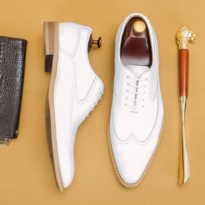 Chaussures Richelieu blanches en cuir véritable pour hommes, à bout pointu, à lacets, habillées, pour le bureau et la carrière, toutes saisons, style uni - Product Image 1