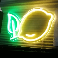 Vente en gros enseigne lumineuse flexible murale avec faux logo néon lampe enseigne lumineuse LED flexible personnalisée pour la fête