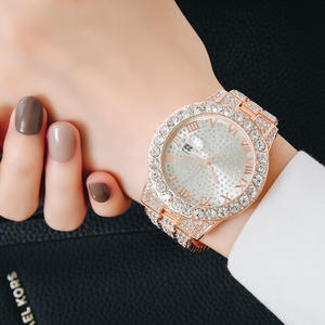 Montre-bracelet pour femme en acier inoxydable, édition coréenne, tendance, entièrement sertie de diamants, chiffres romains, rétro, résistante à l'eau, modèle complet, vente chaude - Product Image 5