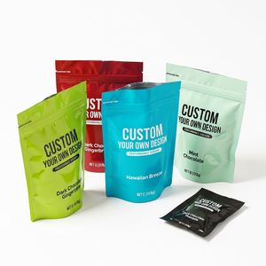 Emballage alimentaire personnalisé en aluminium blanc avec impression, sachets refermables anti-odeur, pochettes autoportantes en Mylar avec logo - Product Image 1