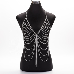 Novo Conjunto de Joias Corporais <span class=keywords><strong>Sexy</strong></span> com Correntes para Mulheres, Sutiã de Correntes Douradas com Borlas e Múltiplas Camadas, Acessório de Peito para Festas e Beleza - Product Image 4