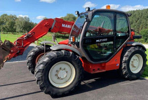 Chargeur télescopique MANITOU MT 1740 d'occasion certifié CE/EPA, 4 tonnes, d'origine française, hauteur de levage maximale 17 mètres, prix NEUF - Product Image 2