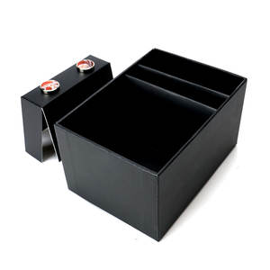 Оптовый набор из трех мужских галстуков в подарочной коробке с широкими аксессуарами на заказ: шелковый галстук, платок, запонки. Принимаем мелкие заказы. - Product Image 5