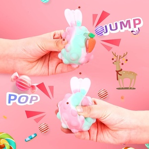 Offre Spéciale Tie Dye Lapin 3D Popper Anti stress Jouet Silicone Pincement Oeil Rebondissant Popit Ball Lapin Pâques Fidget Balls - Product Image 5
