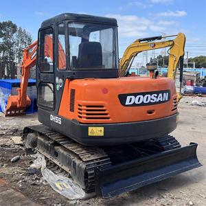 Doosan รถขุดตีนตะขาบ5ton DH55มือสองสำหรับฟาร์มเกษตรกรรมขนาดเล็กพร้อมกระปุกเกียร์และมอเตอร์ - Product Image 3