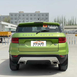 Véhicule <span class=keywords><strong>d</strong></span>'<span class=keywords><strong>occasion</strong></span> en gros Landwind X7 SUV LHD Essence Année 2016 2.0T Automatique <span class=keywords><strong>Prix</strong></span> Abordable pour l'Afrique Toit Panoramique - Product Image 4