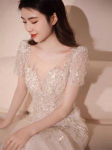 Vestido de Noche de Lujo con Cuello en V, Estilo Princesa, Talla Grande, Vestido Blanco <span class=keywords><strong>para</strong></span> <span class=keywords><strong>Boda</strong></span> <span class=keywords><strong>Civil</strong></span> - Product Image 4