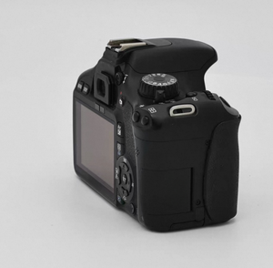 เสนอขายกล้องดิจิตอลแบบสะท้อนภาพเดี่ยว EOS 550D ระดับมืออาชีพในราคาประหยัด - Product Image 6