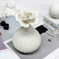 Diffuseur d'aromathérapie en pierre naturelle en gros, diffuseur d'air parfumé mignon pour la décoration de la maison et de la voiture