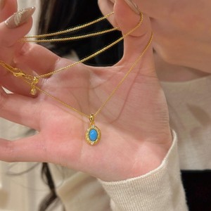 Collier exquis en argent pur S925 avec pendentif en forme de cône de pin et diamant rose doux, design de niche, collier de clavicule, pendentifs de mode - Product Image 1