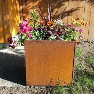 Corten Stahl Blumenkästen große Outdoor Pflanz gefäße Rechteck Blumen Pflanzer Blumentopf