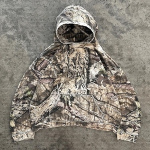 เสื้อฮู้ดผู้ชายลายพรางโอเวอร์ไซส์ลายกิ่งไม้พิมพ์ดิจิตอลสไตล์วินเทจ - Product Image 3