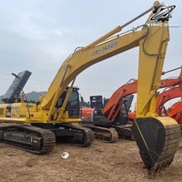 Vente Flash : Excavatrice sur chenilles Komatsu 350 d'occasion, 35 tonnes, système hydraulique complet, bon état, livraison rapide, expédition mondiale