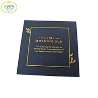 Impression d'étiquettes en carton noir personnalisées avec impression offset, taille et forme personnalisées pour l'emballage en boîte